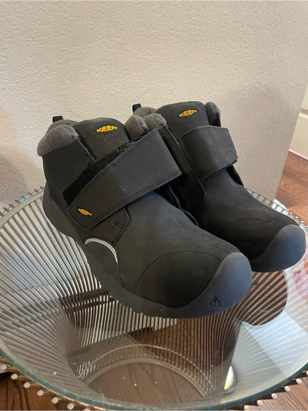 KEEN Kids Black Ankle Strap Winter Boots